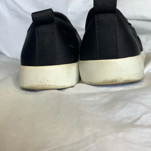 Call It SPRING - Picture 4 of 8